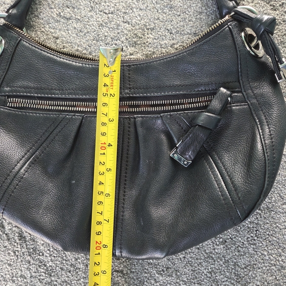 B. Makowsky Elegant Black Shoulder Bag - Picture 5 of 6